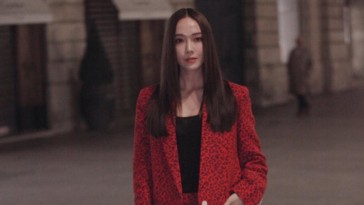 Jessica Jung Outfit at Paris Fashion Week on September 25, 2019