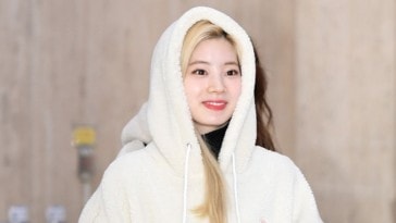 Twice Dahyun's Outfit at Gimpo airport on November 20, 2019