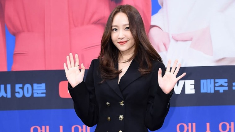 Exid Hani's Outfit at ‘XX’ Press conference on January 20, 2020