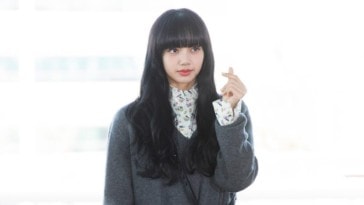 Blackpink Lisa's Outfit at Incheon Airport on February 18, 2020