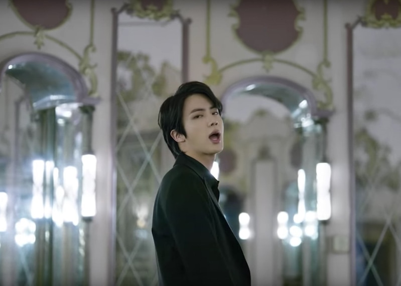 BTS Black Swan MV Kpop Fashion - Jin - Look 2