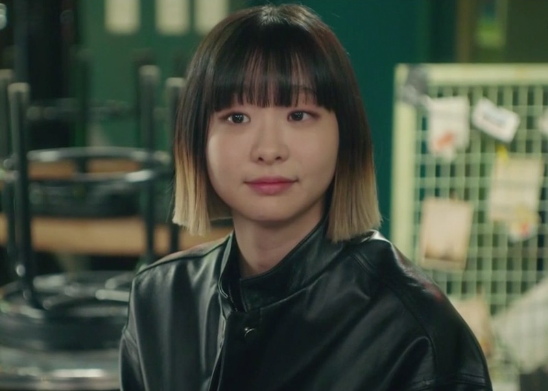 Itaewon Class Kdrama Fashion - Kim Da-Mi - Episode 4-1