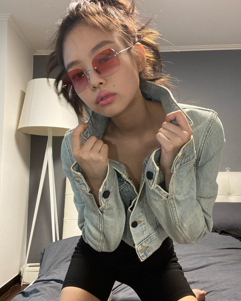 Blackpink Jennie's Outfit on Instagram on May 1, 2020