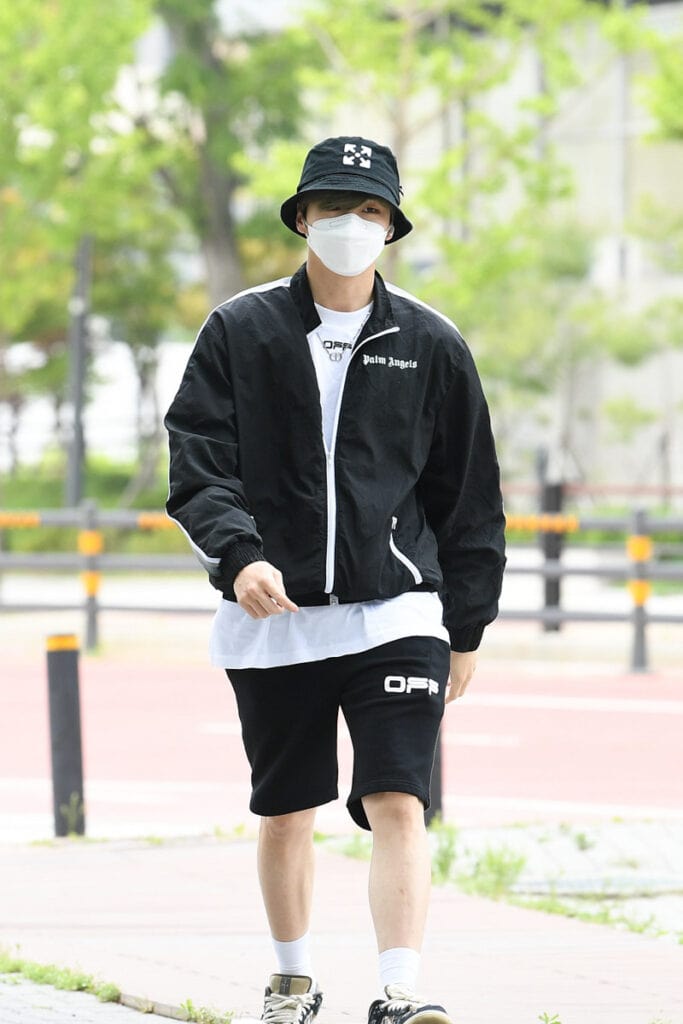 Kang Daniel's Outfit On the way to TikTok Stage Live on May 25, 2020
