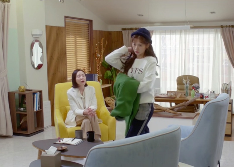 Soul Mechanic Kdrama Fashion - Jung So-Min - Episode 1-1