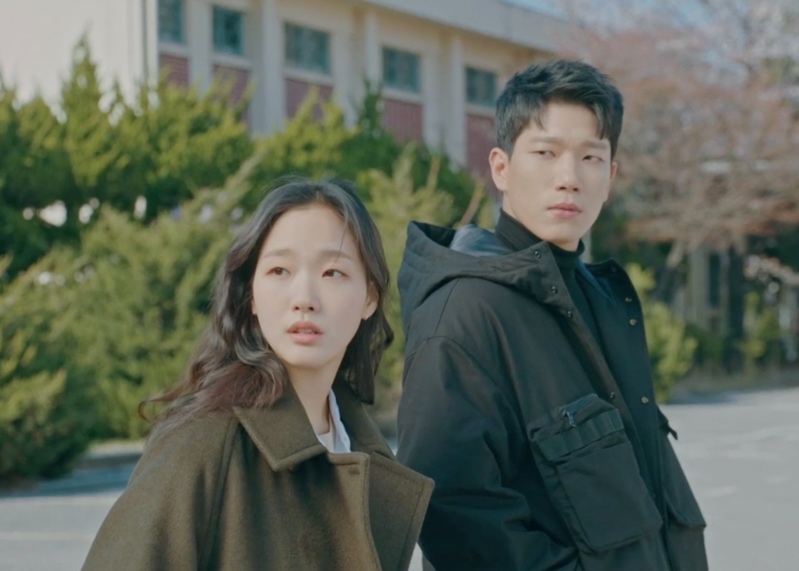 The King Eternal Monarch Kdrama Fashion - Kim Go-Eun - Episode 10-5