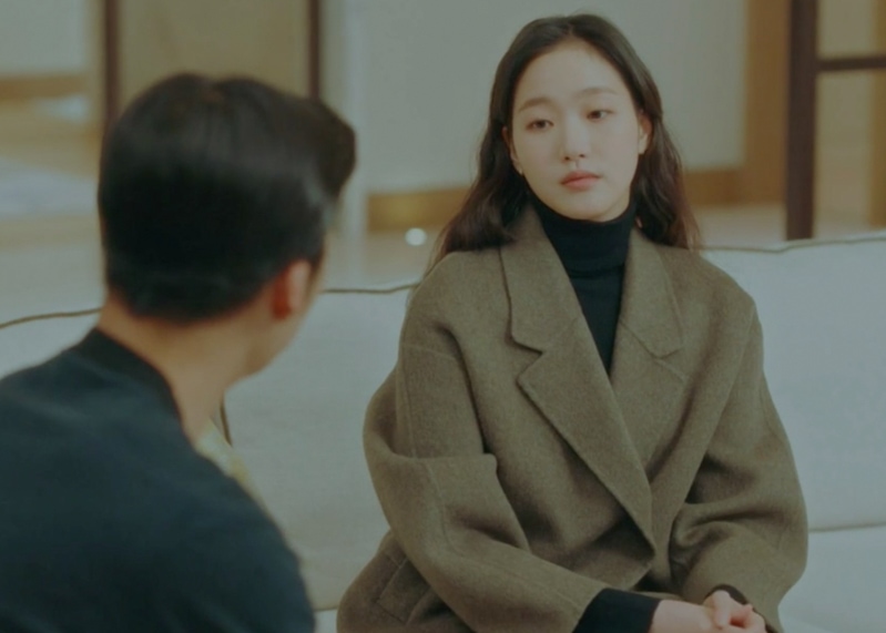The King Eternal Monarch Kdrama Fashion - Kim Go-Eun - Episode 10-6