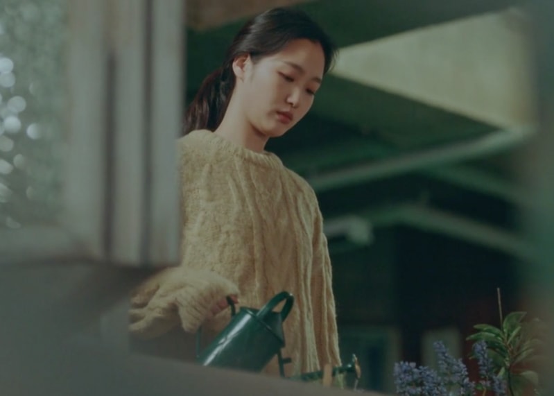 The King Eternal Monarch Kdrama Fashion - Kim Go-Eun - Episode 10-7
