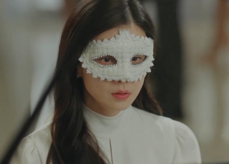 When My Love Blooms Kdrama Fashion - Lee Bo-Young - Ep 4-2