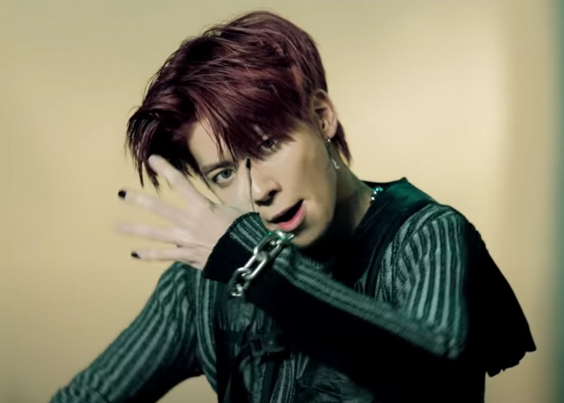 TXT Puma MV Kpop Fashion - Taehyun - Look 1