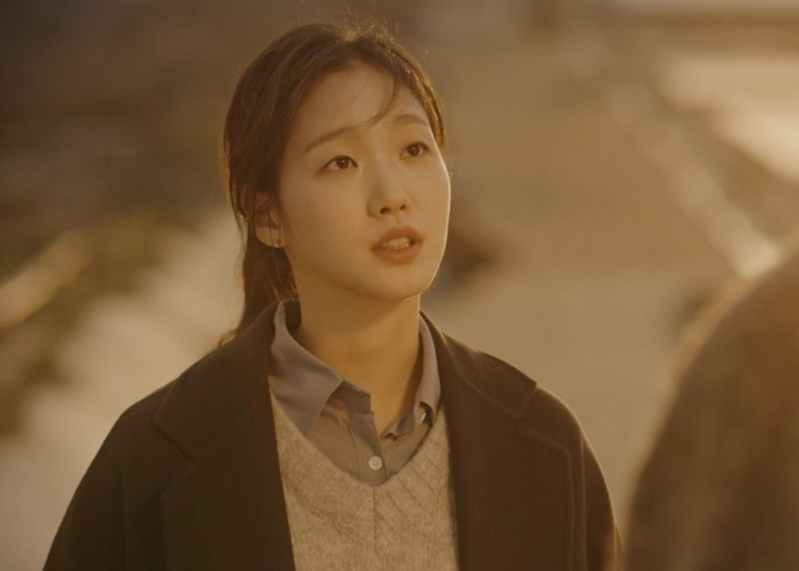 The King Eternal Monarch Kdrama Fashion - Kim Go-Eun - Episode 12-2