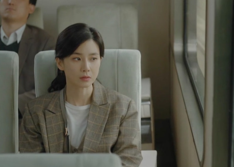 When My Love Blooms Kdrama Fashion - Lee Bo-Young - Episode 8-1