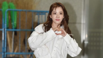 Sandara Park's Outfit on the way to film MBC's ‘Video Star’ on July 23, 2020