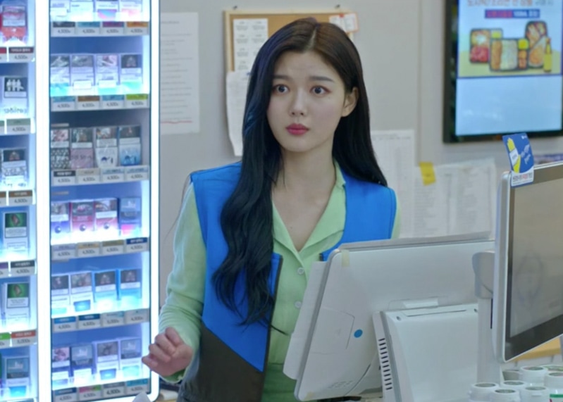 Backstreet Rookie Kdrama Fashion - Kim Yoo-Jung - Episode 2-1