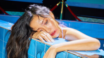 MAMAMOO Hwasa Maria MV Fashion