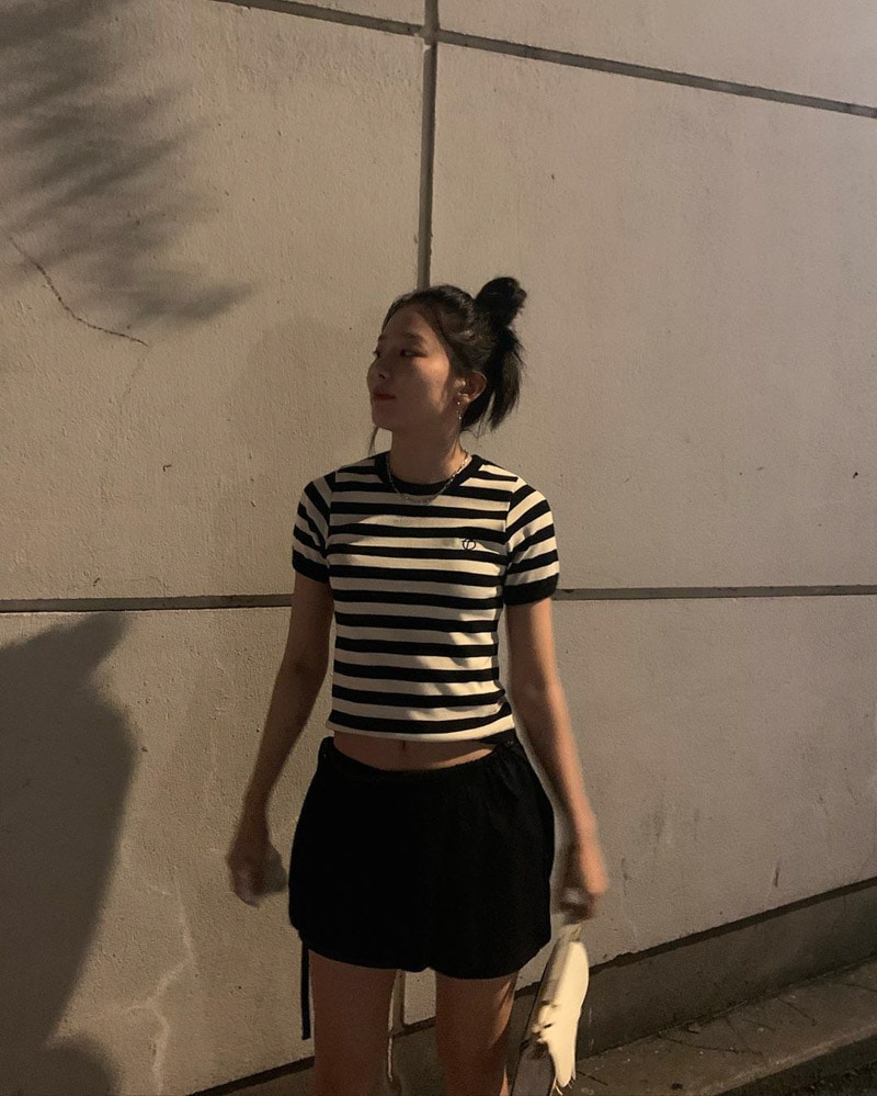 Red Velvet Seulgi's Outfit on Instagram on August 7, 2020