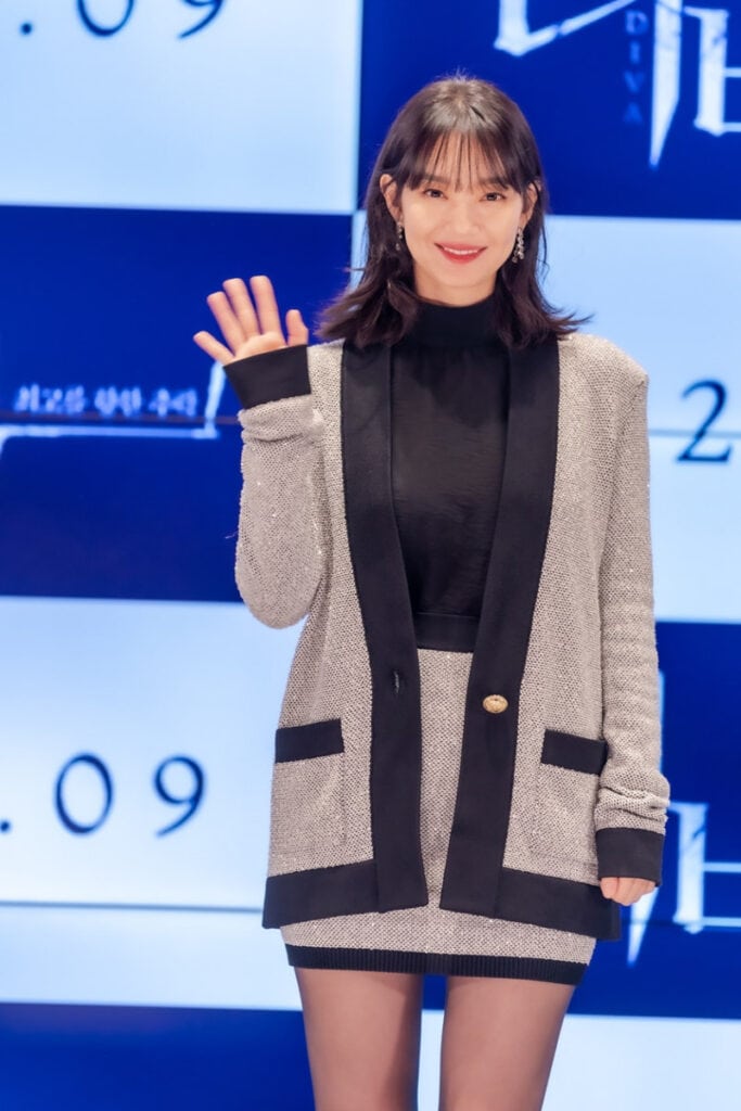 Shin Min-Ah's Outfit on ‘Diva’ Press Conference on August 13, 2020