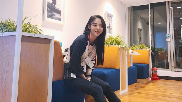 Mamamoo Moonbyul's Outfit on Instagram on August 25, 2020