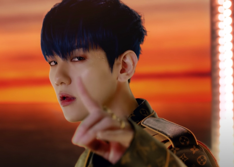 SuperM 100 MV Kpop Fashion - Baekhyun - Look 1