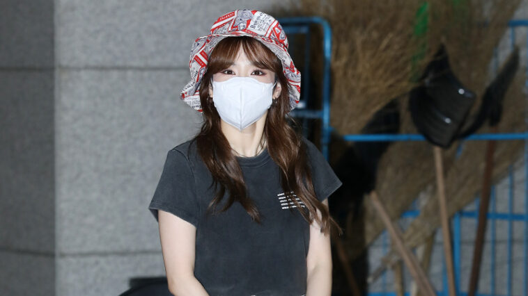 Sandara Park's Outfit on the way to film ‘Video Star’ on September 3, 2020