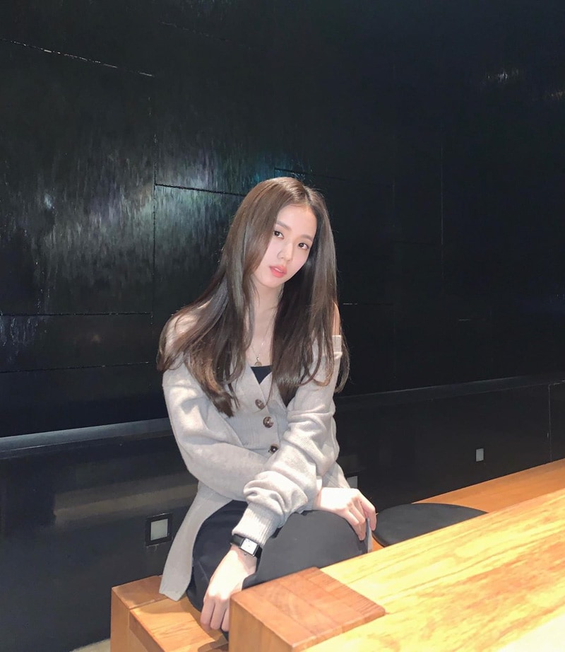 Blackpink Jisoo's Outfit on Instagram on September 10, 2020