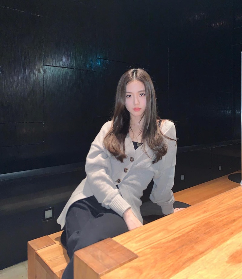 Blackpink Jisoo's Outfit on Instagram on September 10, 2020
