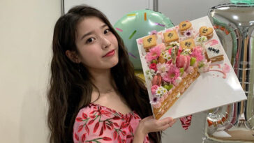 IU's Outfit on Instagram on September 18, 2020