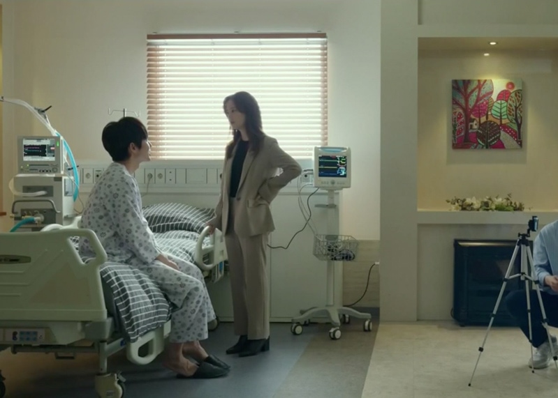 Flower Of Evil Kdrama Fashion - Moon Chae-Won - Episode 6-1