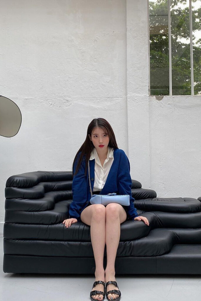 How to Style cardigans - IU