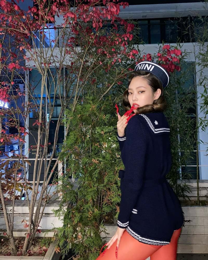 Blackpink Jennie's Outfit on Instagram on November 1, 2020