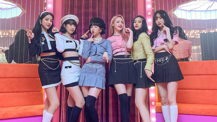 GFRIEND Mago MV Fashion