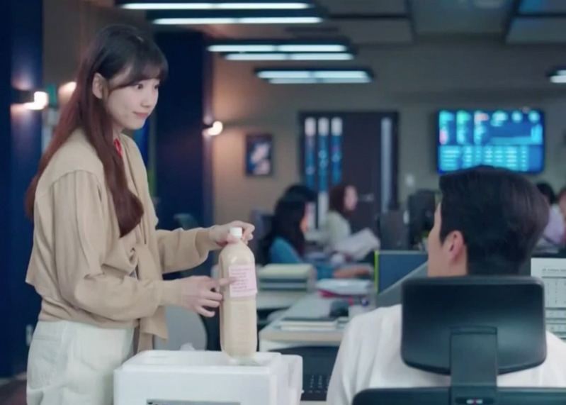 Start-Up Kdrama Fashion - Suzy - Episode 8-4
