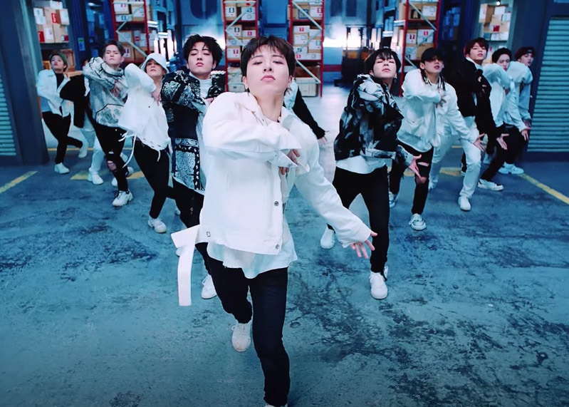 TREASURE MMM MV Kpop Fashion - Junghwan - Look 1