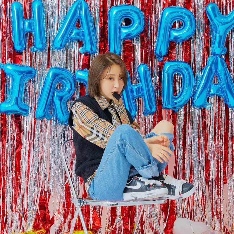 MAMAMOO Moonbyul's Outfit on Instagram on December 22, 2020