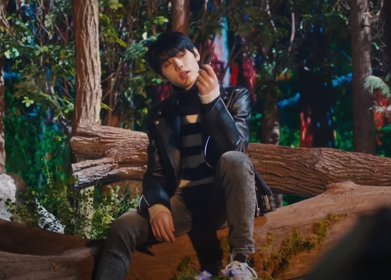 ENHYPEN Let Me In (20 CUBE) MV Kpop Fashion - Sunghoon - Look 1