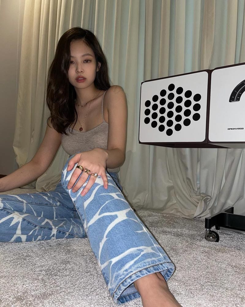 BLACKPINK Jennie's Outfit on Instagram on January 10, 2021