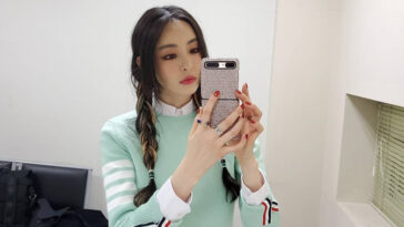 Lee Da-hee's Outfit on Instagram on January 17, 2021