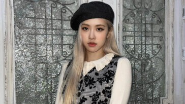 Blackpink Rose's Outfit on Instagram on January 19, 2021