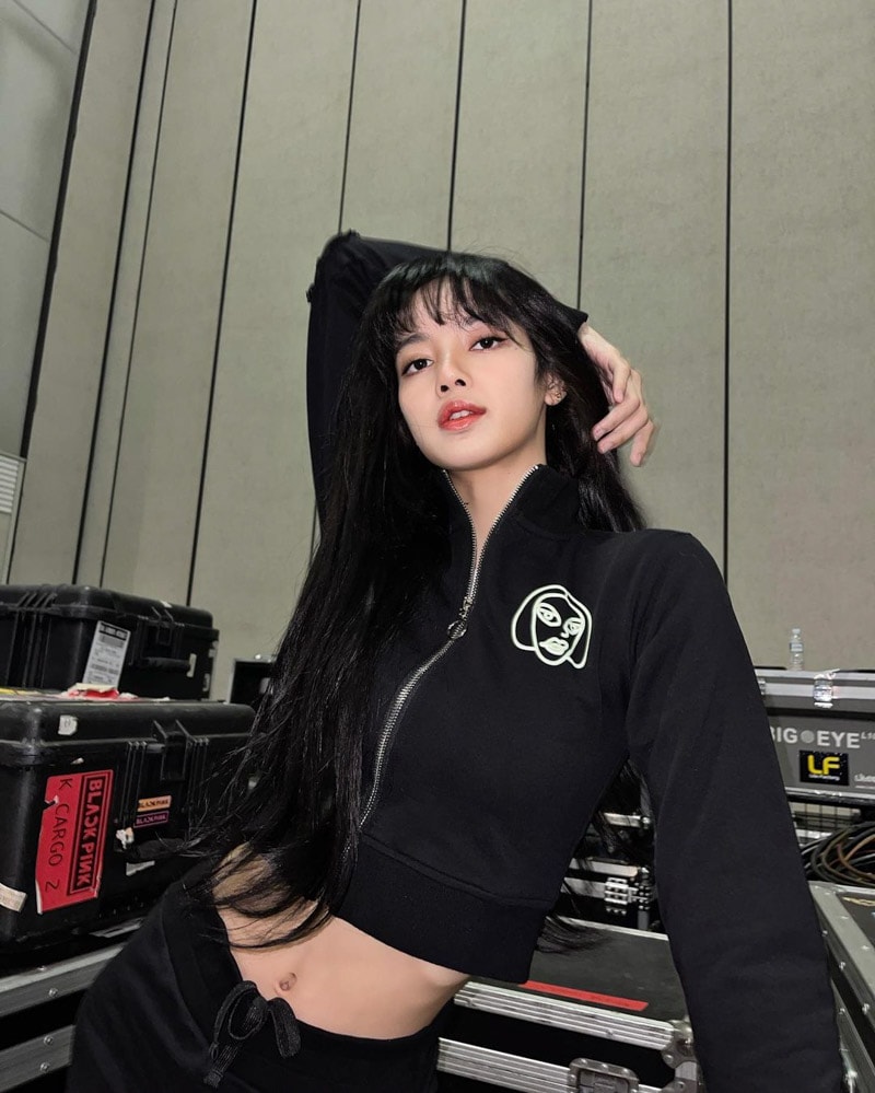 Blackpink Lisa's Outfit on Instagram on January 26, 2021