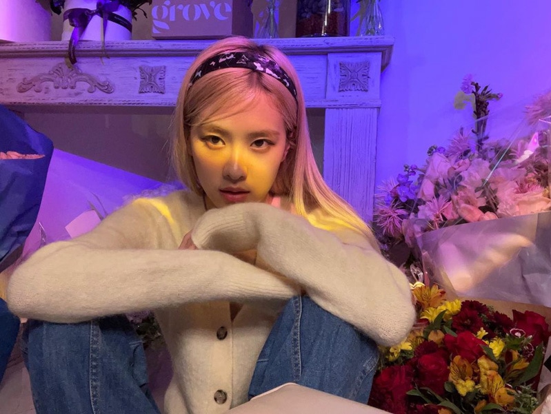 Blackpink Rose's Outfit on Instagram Look 1 on February 11, 2021