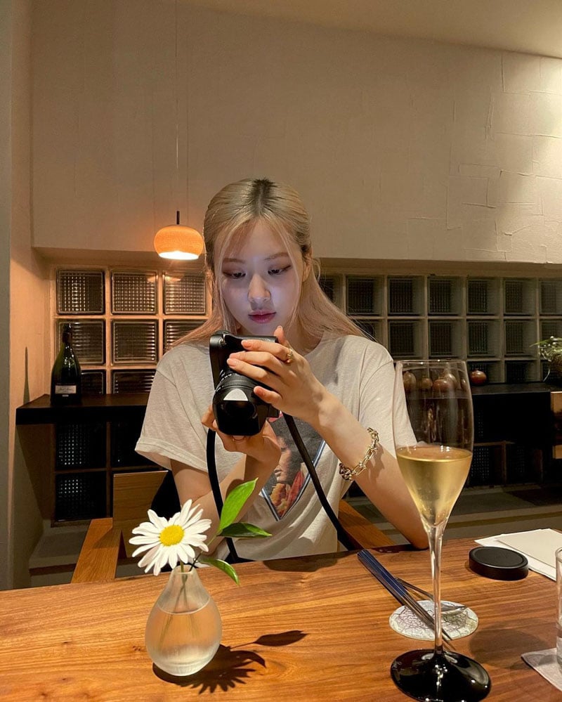Blackpink Rose's Outfit on Instagram Look 2 on February 11, 2021