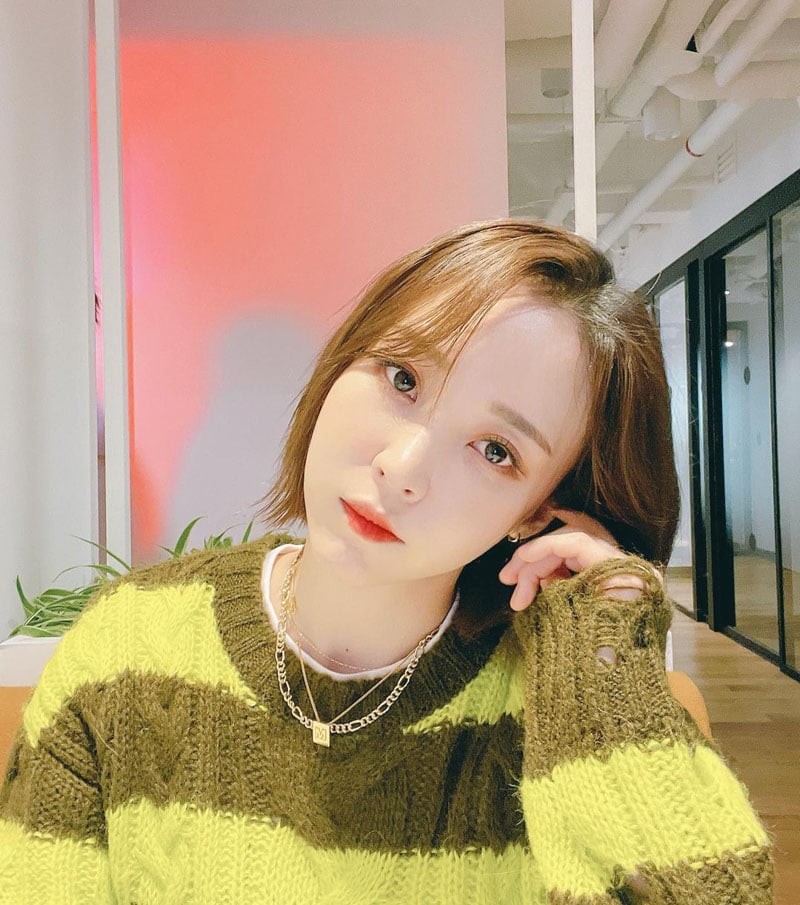 MAMAMOO Moonbyul's Outfit on Instagram on February 15, 2021
