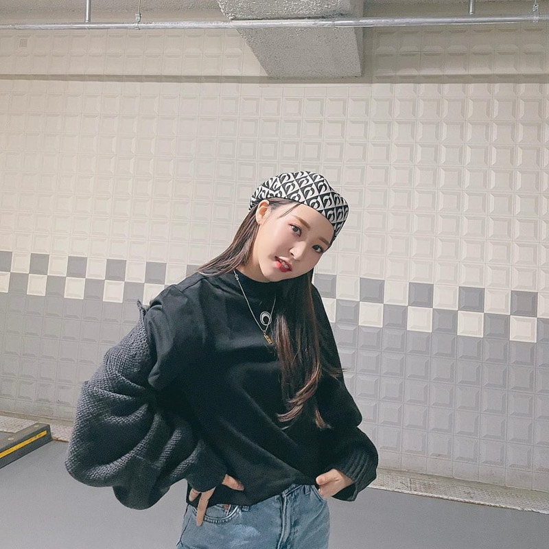 Mamamoo Moonbyul's Outfit on Instagram on March 29, 2021
