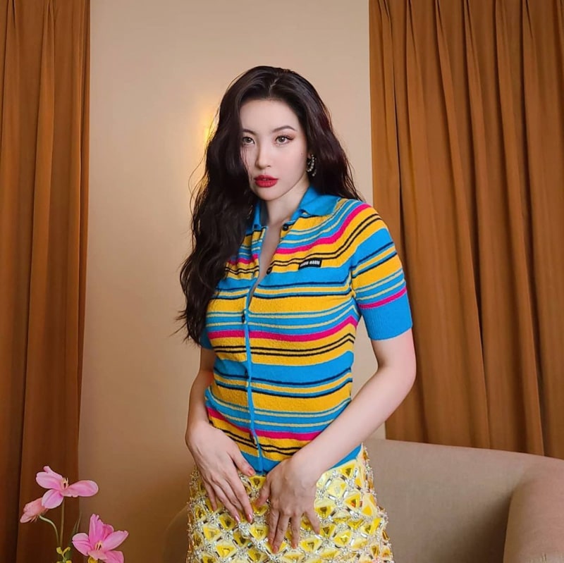 Sunmi Look's Outfit on Instagram on March 9, 2021