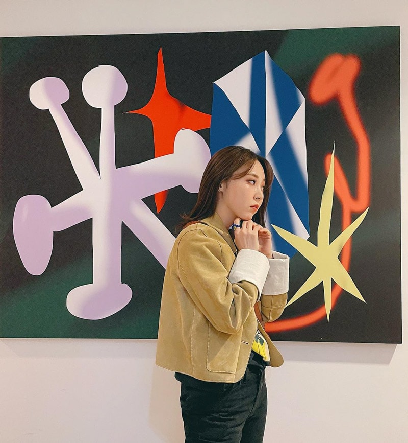 Mamamoo Moonbyul's Outfit on Instagram on March 10, 2021