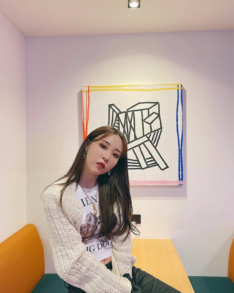 MAMAMOO Moonbyul's Outfit on Instagram on March 12, 2021