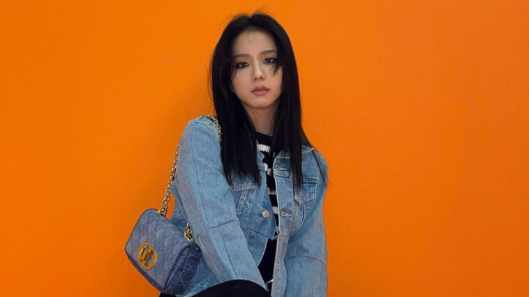 Blackpink Jisoo's Outfit on Instagram on March 16, 2021