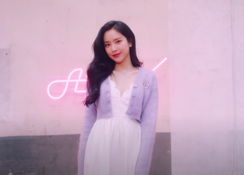 APINK Thank You MV Kpop Fashion - Naeun - Look 1