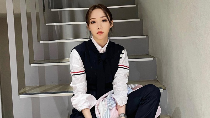 MAMAMOO Moonbyul's Outfit on Instagram on May 7, 2021