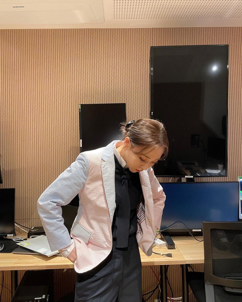 MAMAMOO Moonbyul's Outfit on Instagram on May 7, 2021
